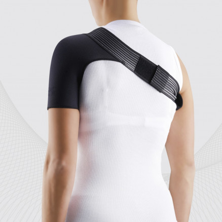 Medical elastic neoprene bandage for the shoulder joint
